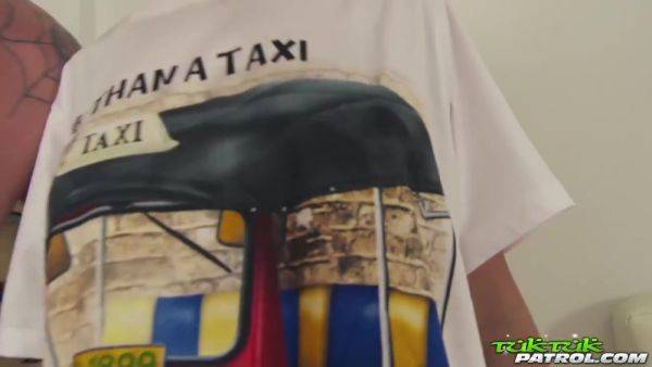 Petite Asian Girl Loves Rough Sex With Tuk Tuk Patrol - hotmovs.com on poweredporn.com