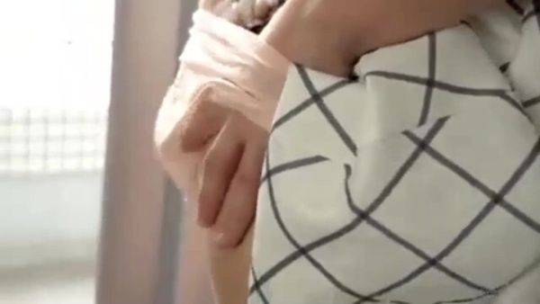 06379,A woman panting in full lewdness - txxx.com on poweredporn.com