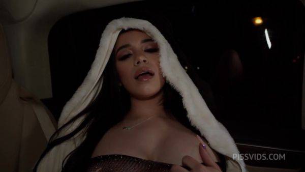 GIANNA DIOR AND SAVANNAH SIXX PLAY WITH THEIR PUSSY'S IN A LATENIGHT RIDE - PissVids - hotmovs.com on poweredporn.com