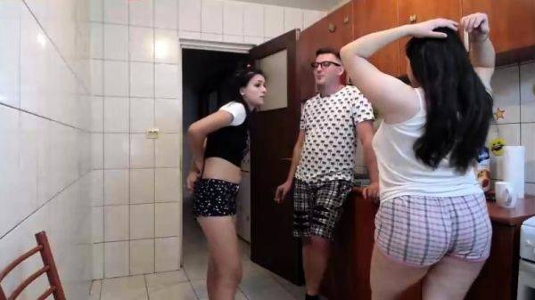 Webcam bbw amateur stripping tease - drtuber.com on poweredporn.com