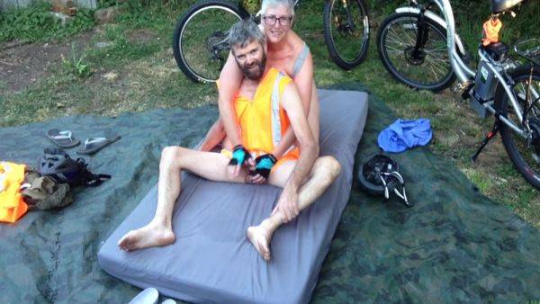 Cyclists 69 Outdoors! Single Angle Point N Shoot. Littlekiwi Brings Awesome Homemade Mature Content Everytime - hclips.com on poweredporn.com