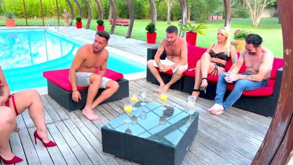 Sensational improvised orgy for Alice, Giulia and Ashley! - hotmovs.com on poweredporn.com