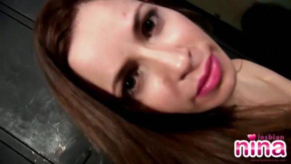 Lesbian Nina showing Sexy Body with limousine - hotmovs.com on poweredporn.com