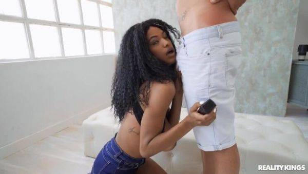 Big Tit Ebony Fire Photo Shoot - 21.1.2022 - xxxfiles.com on poweredporn.com