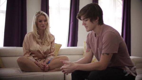 Unwindng with Rachael Cavalli: A Big Tit Blonde Special - xxxfiles.com on poweredporn.com