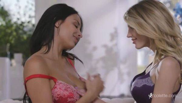 Four-Way Anal Fun: Chanel and Anissa - veryfreeporn.com on poweredporn.com