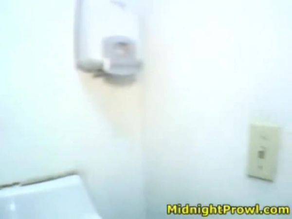 Ciera Sage busty blonde teen pissing - hotmovs.com on poweredporn.com