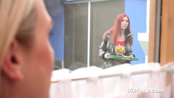 Pissy Pizza Time with Kattie Gold,Vinna Reed by VIPissy - PissVids - hotmovs.com on poweredporn.com