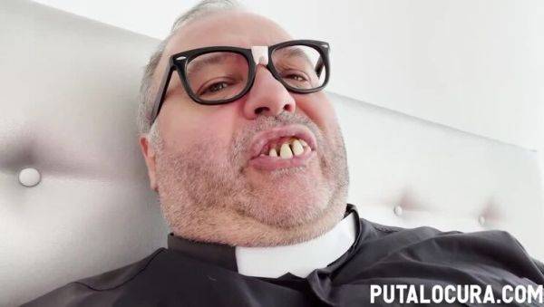 Dad Damian & Blonde Mia: A Steamy Encounter - porntry.com on poweredporn.com