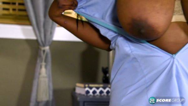 Maid For Sex - hotmovs.com on poweredporn.com