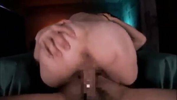 02555,A woman in serious agony - txxx.com on poweredporn.com