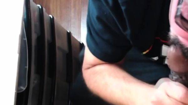 Gloryhole BJ DILF fucked in greedy ass - drtuber.com on poweredporn.com