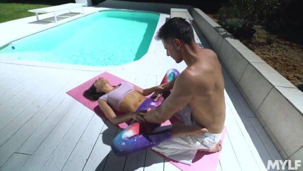 Kitana Lure's Post-Yoga Flexibility - porntry.com on poweredporn.com