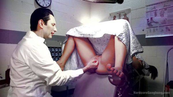 Hell Gaper: A Roxy Raye Gangbang - porntry.com on poweredporn.com