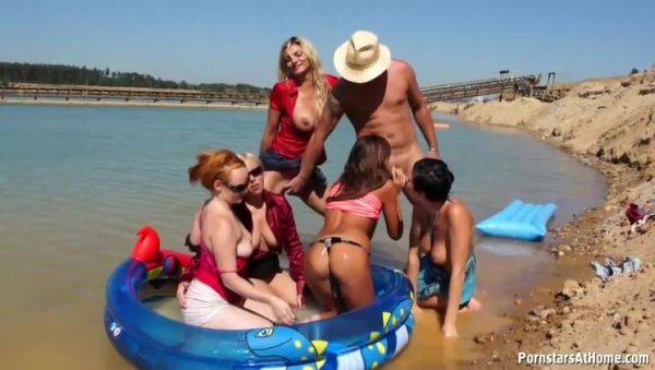 Public Wetlook Fucking: Eliss Fire, Klarisa Leone, & Nicolette - Part 2 - xxxfiles.com on poweredporn.com