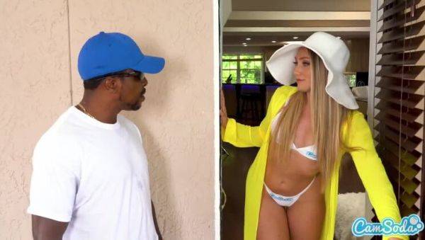 AJ Applegate: AJ's Detailer Provides Complete Service, Including a Money Shot - xxxfiles.com on poweredporn.com