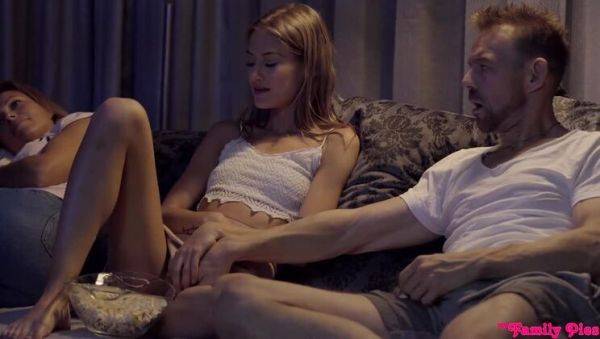 Tiffany Tatum: Family Roleplay with Handjob - xxxfiles.com on poweredporn.com