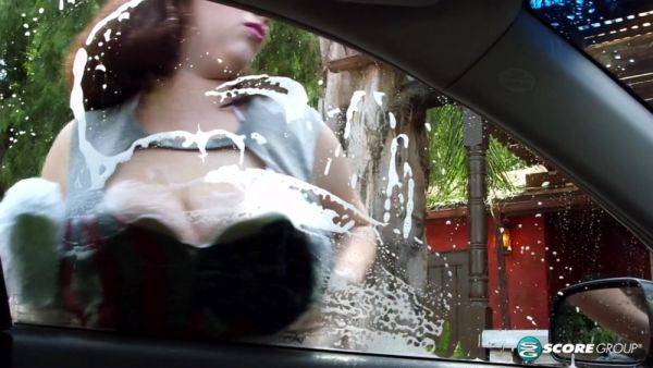 The Milly Marks Boobular Car Wash - hotmovs.com on poweredporn.com