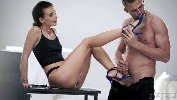 Foot Fetish Fantasy Featuring Kate Rich & Vince Carter - porntry.com on poweredporn.com