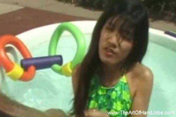 Way To Jerk Him Off - hclips.com on poweredporn.com