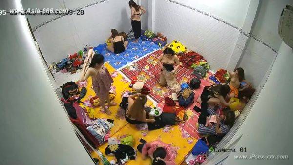 Chinese girl changeroom.33 - hotmovs.com - China on poweredporn.com