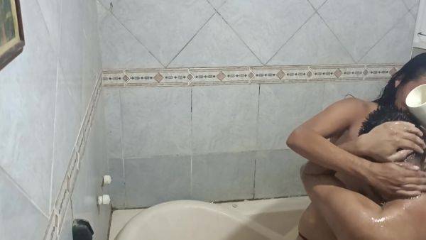 Indian Step Sister Gets Ass Fucked In The Shower - videohdzog.com - India on poweredporn.com