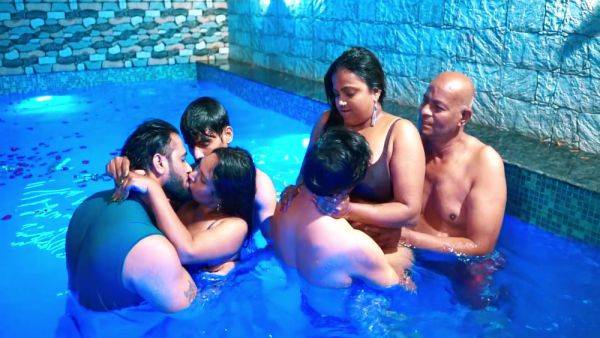 Gangbang Sex Is Full Entertainment In The Swimming Pool - desi-porntube.com - India on poweredporn.com