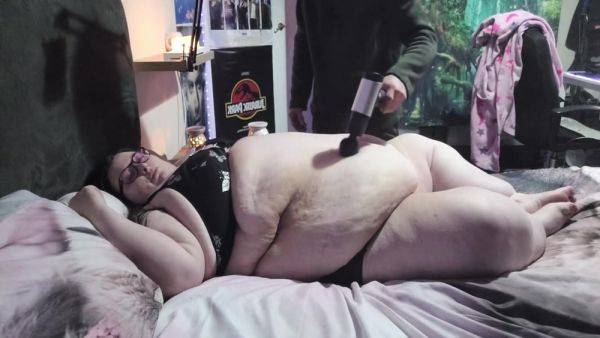 Massage Parlour Date - hclips.com on poweredporn.com