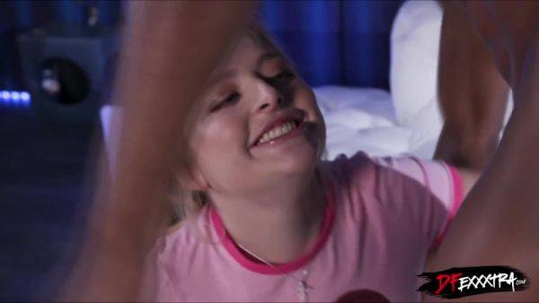 Hey Jay, wanna see my dungeon? - hotmovs.com on poweredporn.com