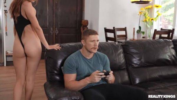 Honey Hayes: Engaging in Backdoor Play - xxxfiles.com on poweredporn.com