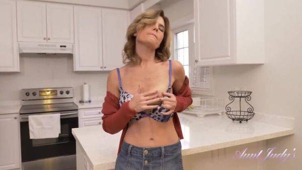 Mature Housewife Alby Pleasures Herself in Kitchen - xxxfiles.com on poweredporn.com