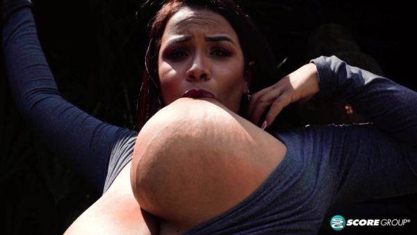 Isa Gomez: Superwoman Of South America - hotmovs.com on poweredporn.com