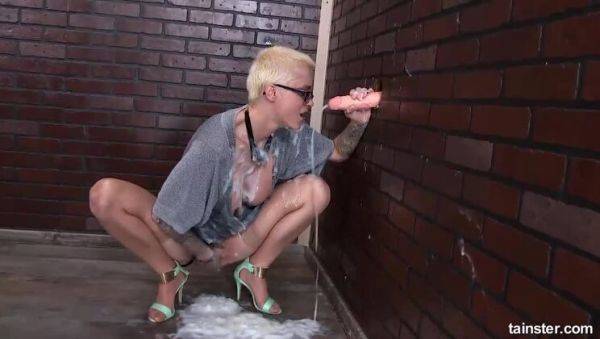 Mila Hones Her Slippery Sucking Talent - veryfreeporn.com on poweredporn.com