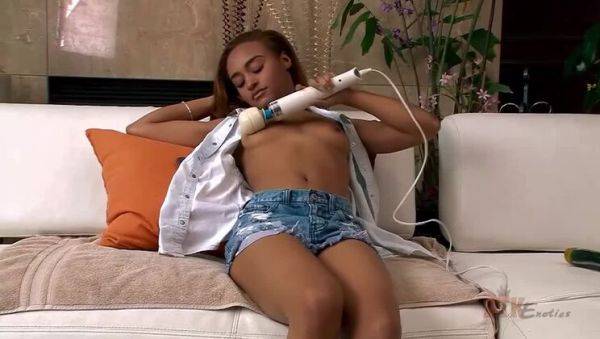 Shaved Dahlia: Ebony, Petite, Toy Play - xxxfiles.com on poweredporn.com