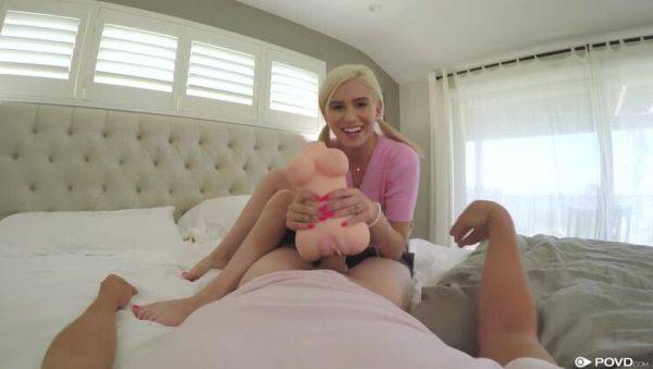 Hand Job Hottie - Kiara Cole - porntry.com on poweredporn.com