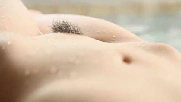 02948,SEX of a woman with a big dick - senzuri.tube on poweredporn.com