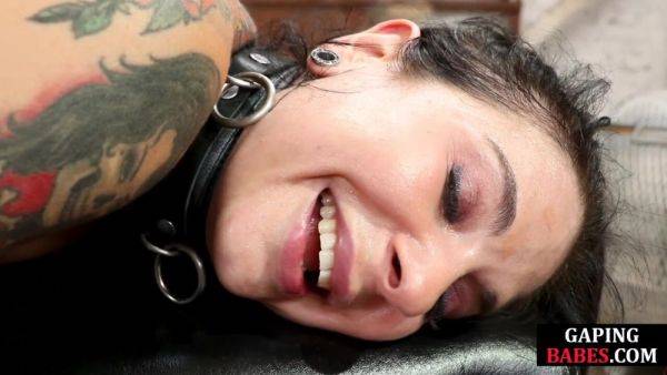Tattooed anal dyke rimmed and fucked in gaping asshole - txxx.com on poweredporn.com