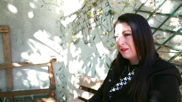 Yvanna, 35, trainer of competition horses! - hotmovs.com on poweredporn.com