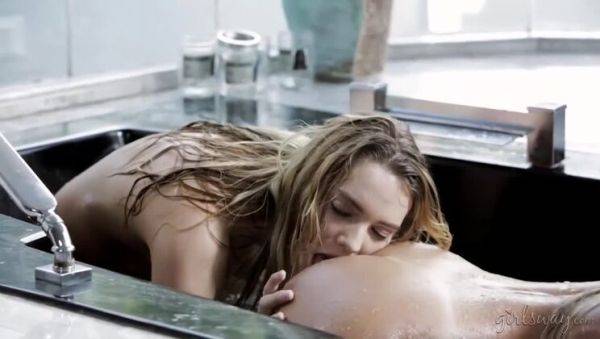 Part 5: The Hunt for Kenna James, August Ames, and Kendra James - porntry.com on poweredporn.com