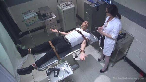 Casey Calvert: The Corrupted Officer - porntry.com on poweredporn.com