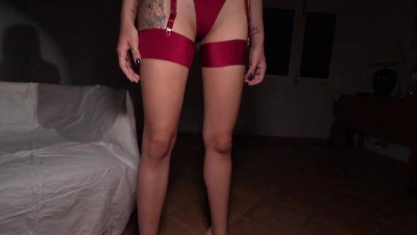 A tailor-made role for Queen! - hotmovs.com on poweredporn.com