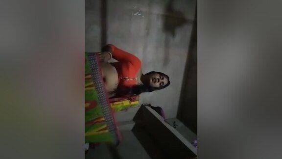 Village Aunty Hot Sex Video - desi-porntube.com on poweredporn.com
