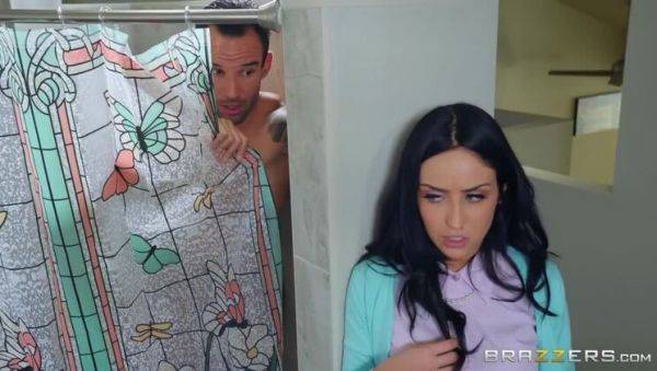 Rent-a-Pornstar 2: Tia Cyrus - The Wedding Planner & Hot Shower - veryfreeporn.com on poweredporn.com