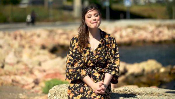 Aurora, 39, offers a sequel to her adventures... - hotmovs.com on poweredporn.com