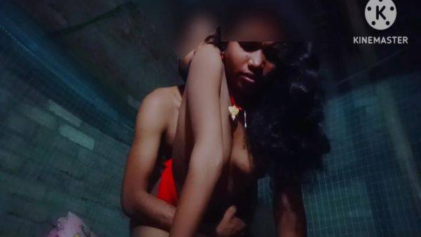 Couple College Girls Kissing For The First Time In Indian And Indian - desi-porntube.com - India on poweredporn.com