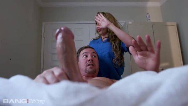 Richelle Ryan: Masseuse Extraordinaire with Extra Talents - xxxfiles.com on poweredporn.com