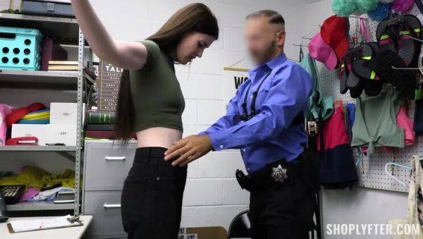 Cumshot Incident: Finding Middle Ground - xxxfiles.com on poweredporn.com