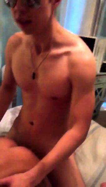 European amateur ass fingered in a cab after riding his cock - drtuber.com on poweredporn.com