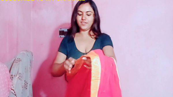 Bhabhi Removing Saree In Front Of Devar Big Boobs Deep Navel - desi-porntube.com - India on poweredporn.com