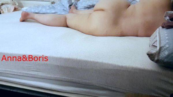 While Anna Was Waiting For Me She Undressed - hclips.com on poweredporn.com